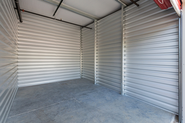 Clean Napavine unit for storage in WA near 98565